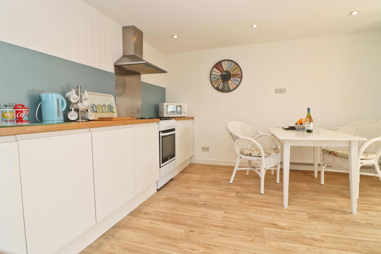 Seaside Apartment New Quay Esterno foto