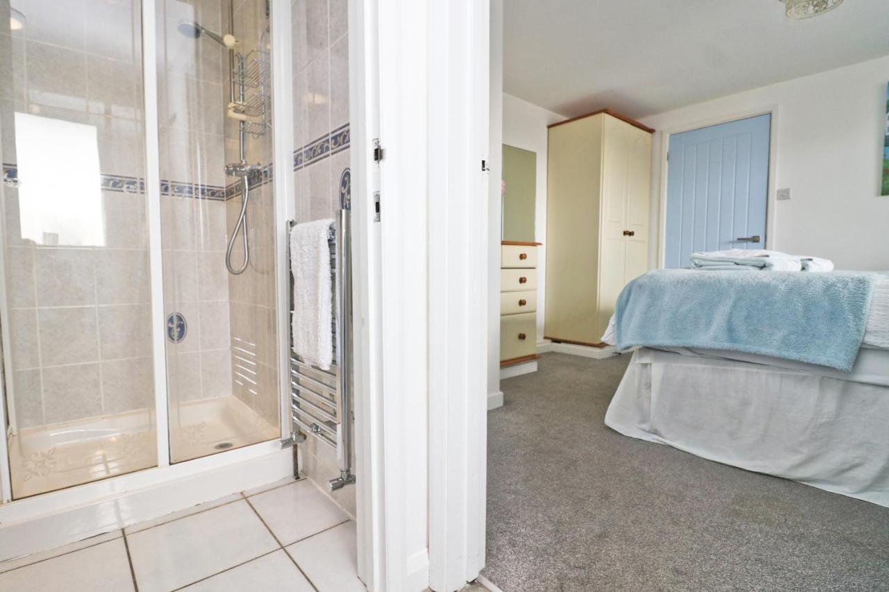 Seaside Apartment New Quay Esterno foto